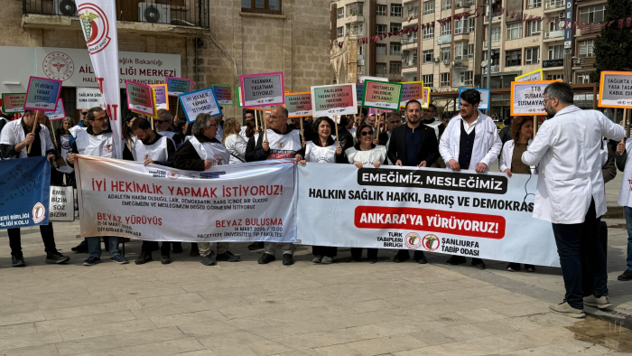 CHP Şanlıurfa’dan Sağlık Emekçilerine Güçlü Destek: "Haklı Mücadelenizin Yanındayız!"